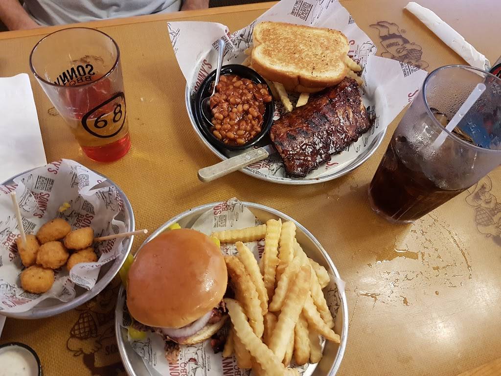 Sonnys BBQ | restaurant | 1720 US 1 South, St. Augustine, FL 32084, USA | 9048243220 OR +1 904-824-3220