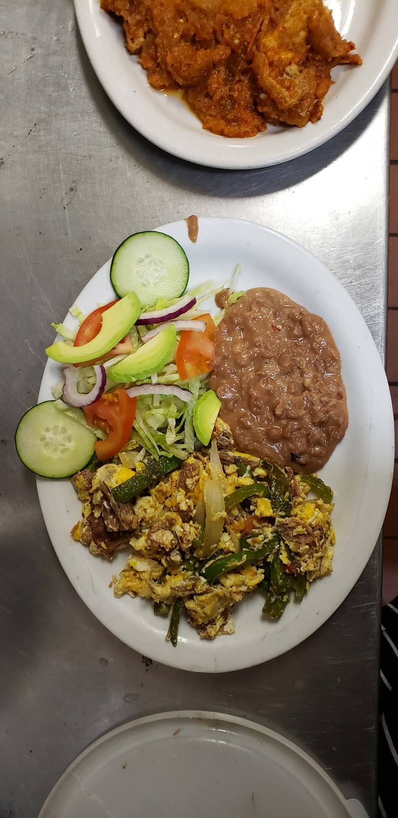 Charlys Place | restaurant | 865 CA-1, Guadalupe, CA 93434, USA | 8053435510 OR +1 805-343-5510