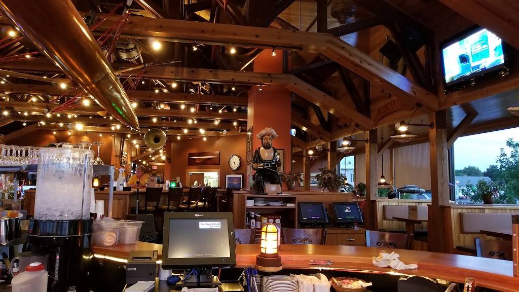 The Boardwalk | restaurant | 341 Bayview Ave, Put-In-Bay, OH 43456, USA | 4192853695 OR +1 419-285-3695