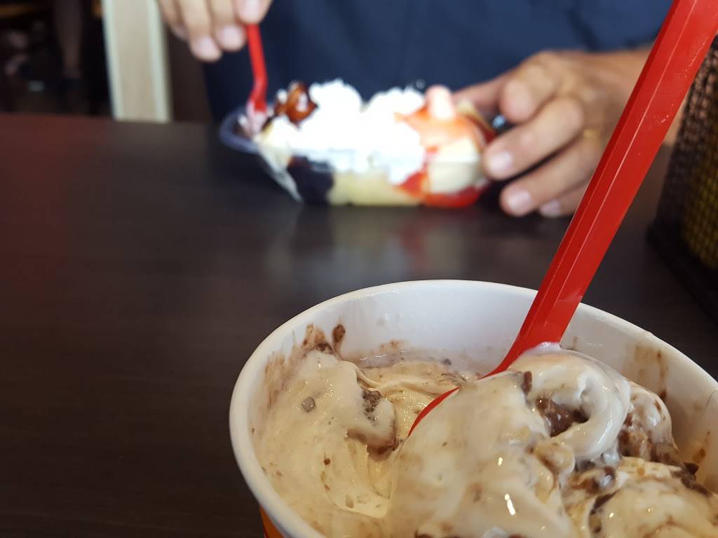 Dairy Queen Grill & Chill | restaurant | 11208 Kingston Pike, Farragut, TN 37934, USA | 8654550260 OR +1 865-455-0260