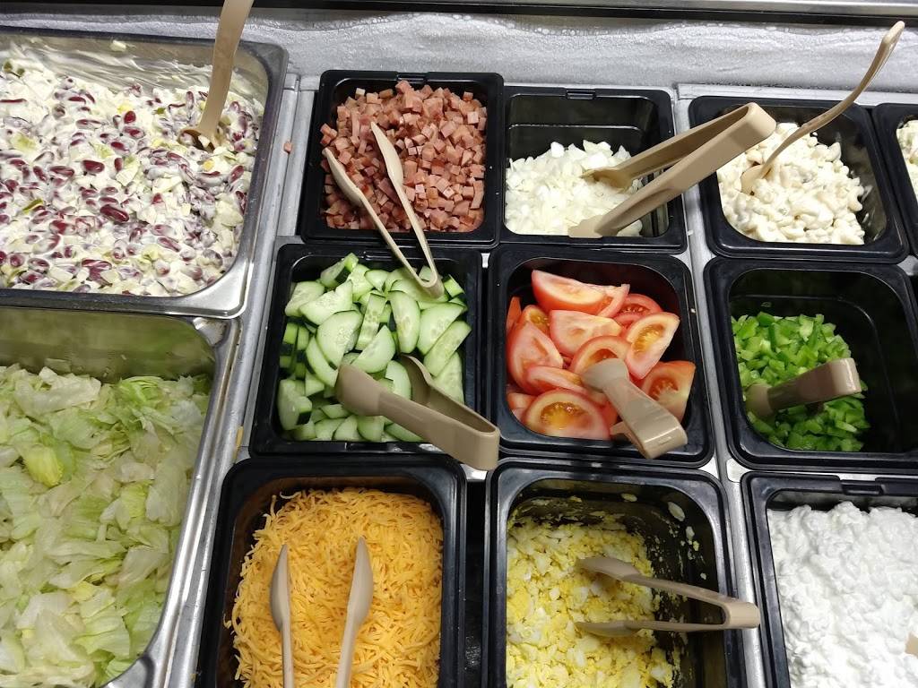 Deweese Family Diner | restaurant | 3753 Main St, Keokuk, IA 52632, USA | 3196213321 OR +1 319-621-3321