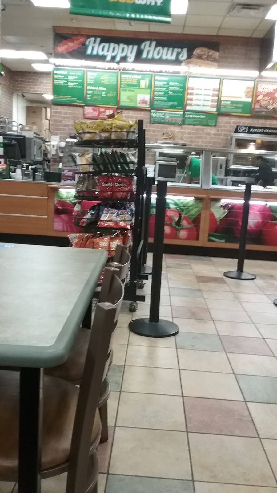 Subway | restaurant | 2840 Packerland Way, Louisville, KY 40213, USA | 5029666606 OR +1 502-966-6606