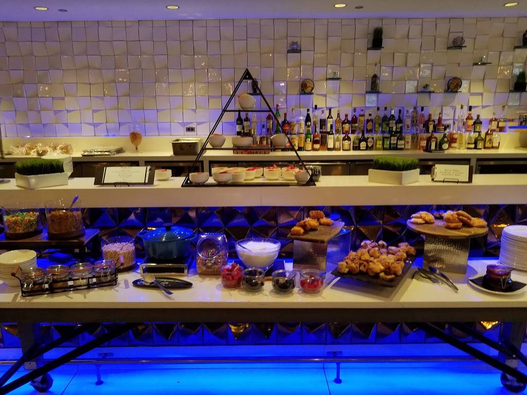 Filini Bar and Restaurant | restaurant | 221 N Columbus Dr, Chicago, IL 60601, USA | 3124770234 OR +1 312-477-0234