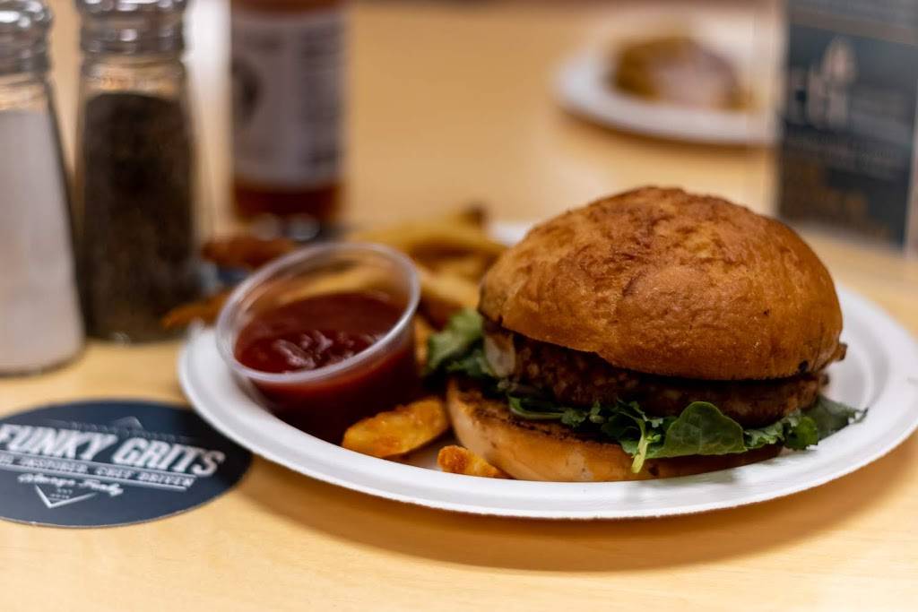 Funky Grits | restaurant | 805 E 38th St, Minneapolis, MN 55407, USA | 6123674978 OR +1 612-367-4978