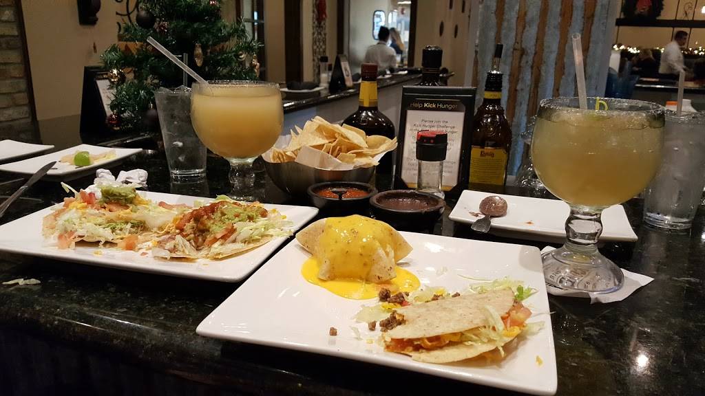 La Escondida Mexican Grill | restaurant | 400 W Parkwood Ave Suite 124, Friendswood, TX 77546, USA | 8325695785 OR +1 832-569-5785