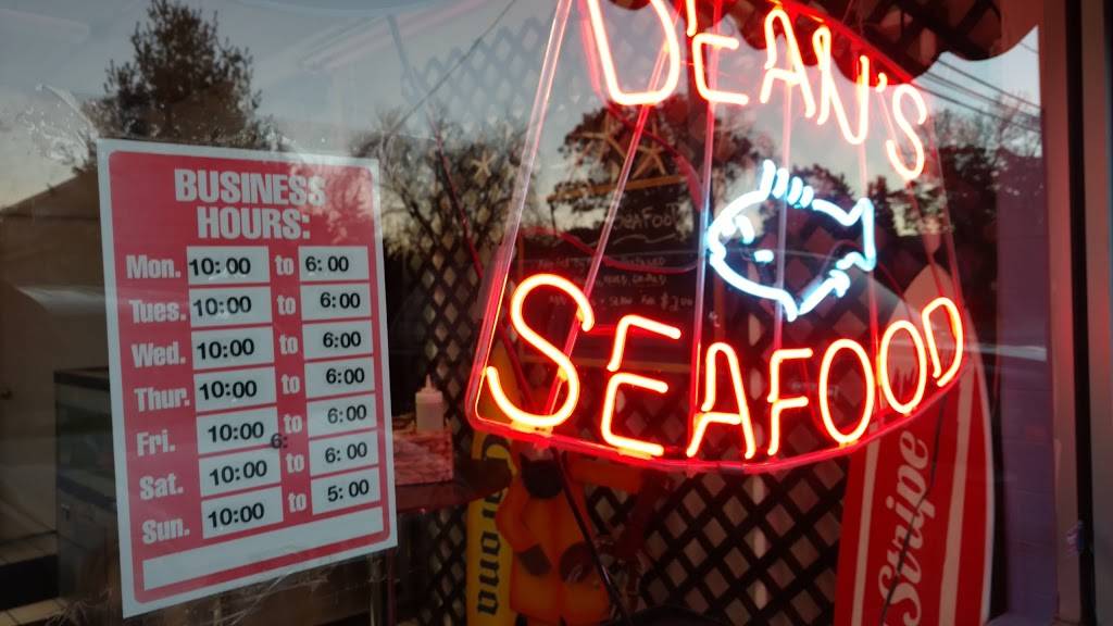 Deans Seafood | restaurant | 19 Degnon Blvd, Bay Shore, NY 11706, USA | 6319690587 OR +1 631-969-0587