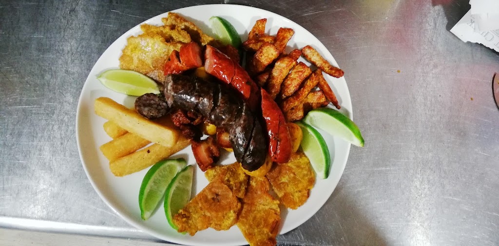 Colombian Delicacies | restaurant | 5537 Sheldon Rd, 33615 Ste. C, Tampa, FL 33615, USA | 8132526219 OR +1 813-252-6219