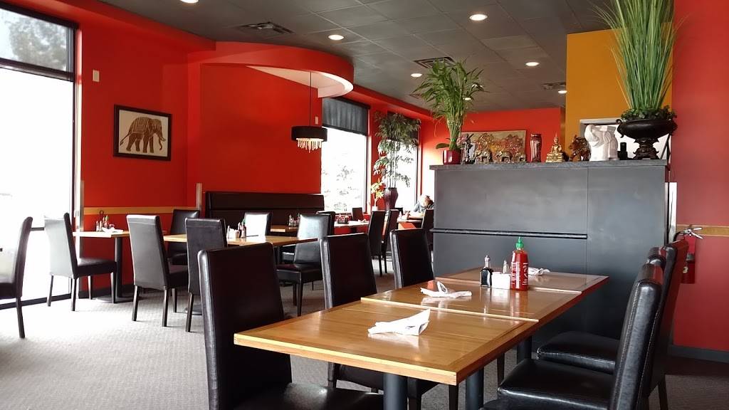 Little Bangkok Thai | restaurant | 2359 Health Dr SW #140, Wyoming, MI 49519, USA | 6169292306 OR +1 616-929-2306
