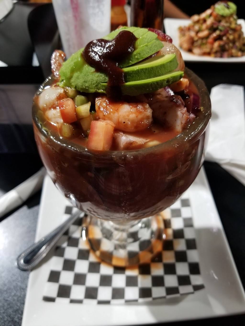 Mariscos El Patron | restaurant | 458 B St, Santa Rosa, CA 95401, USA | 7077088808 OR +1 707-708-8808