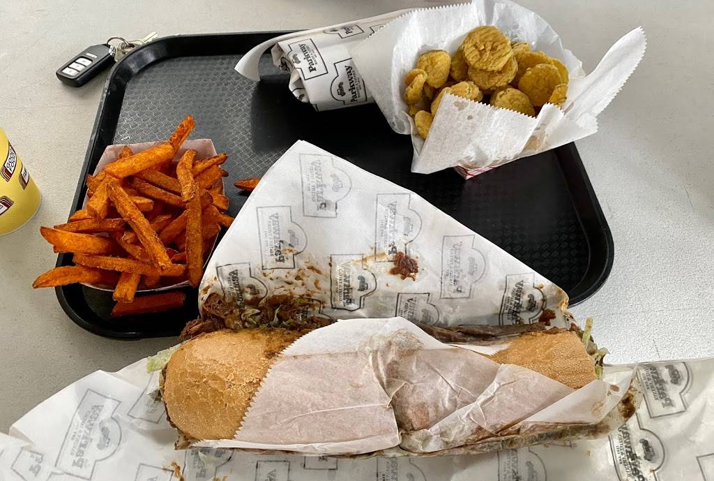 Parkway Bakery & Tavern | bakery | 538 Hagan Ave, New Orleans, LA 70119, USA | 5044823047 OR +1 504-482-3047