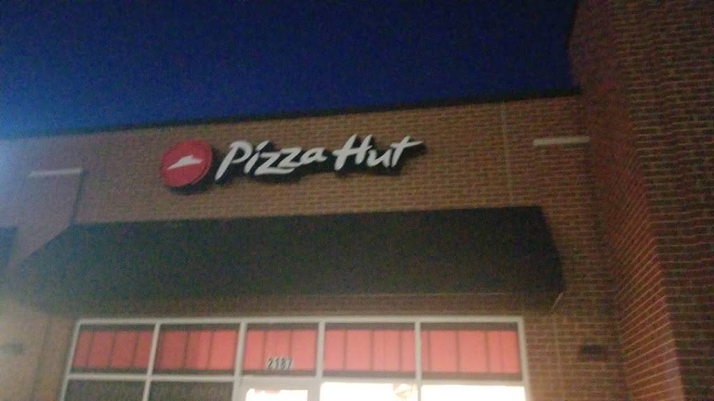 Pizza hut | restaurant | 2187 W Terra Ln, OFallon, MO 63366, USA | 6365425321 OR +1 636-542-5321
