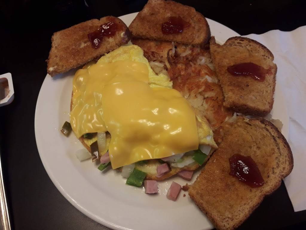 Cindys Kitchen | restaurant | 600 Commerce Dr E, Belle Plaine, MN 56011, USA | 9528733355 OR +1 952-873-3355