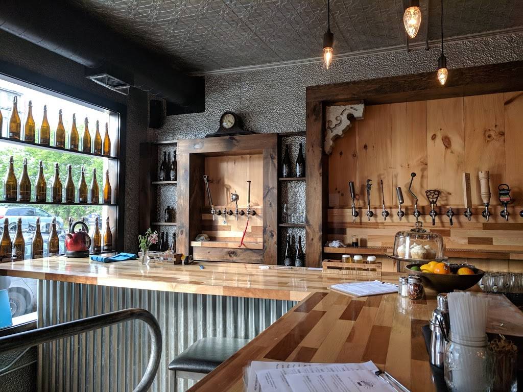 Hired Hand Brewing Co. | restaurant | 35 Green St, Vergennes, VT 05491, USA | 8028707191 OR +1 802-870-7191