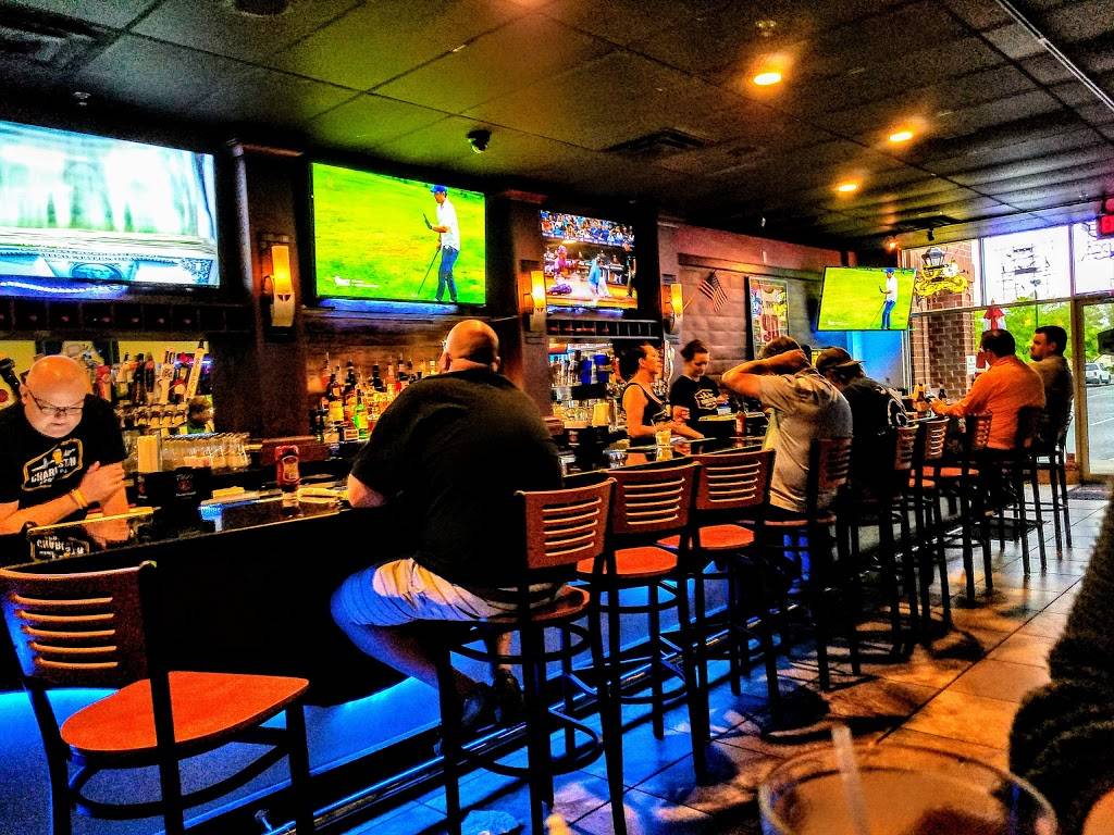 Charleston Sports Pub Mount Pleasant | restaurant | 1909 N Hwy 17, Mt Pleasant, SC 29464, USA | 8437323334 OR +1 843-732-3334
