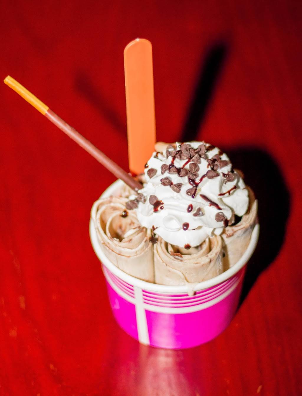 Lucky Bernies Fox Lake | restaurant | 1 Nippersink Blvd, Fox Lake, IL 60020, USA | 8476295600 OR +1 847-629-5600