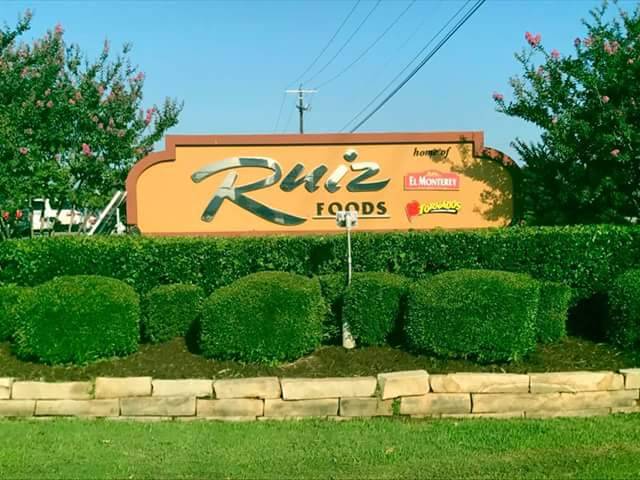 Ruiz Foods | restaurant | 4002 S K St, Tulare, CA 93274, USA | 8004776474 OR +1 800-477-6474