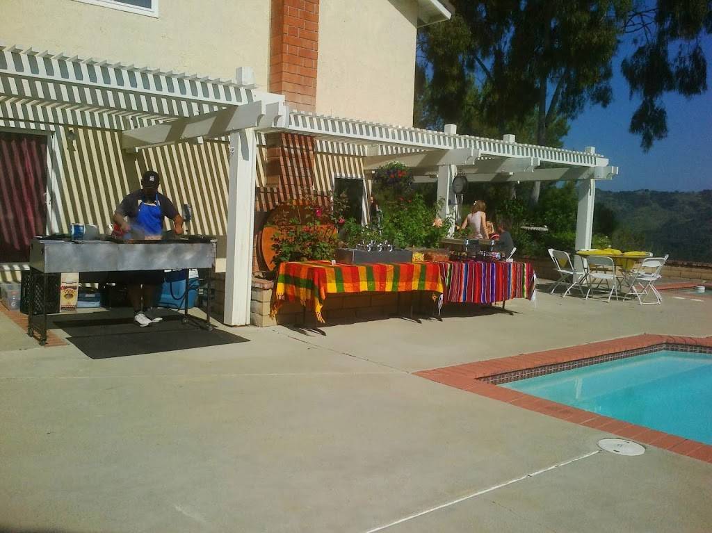 Tacos Guzman | restaurant | 15480 Arrow Hwy, Baldwin Park, CA 91706, USA | 6264075781 OR +1 626-407-5781