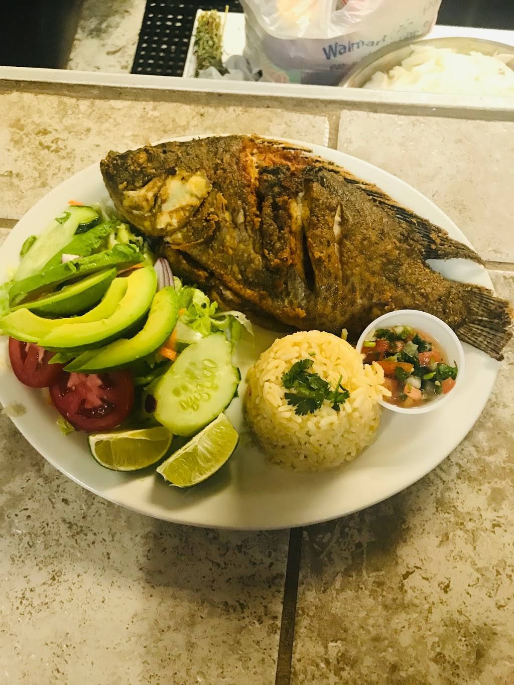 Pupuseria Marelyn | restaurant | 1622 Dodds Ave, Chattanooga, TN 37404, USA | 4235411904 OR +1 423-541-1904