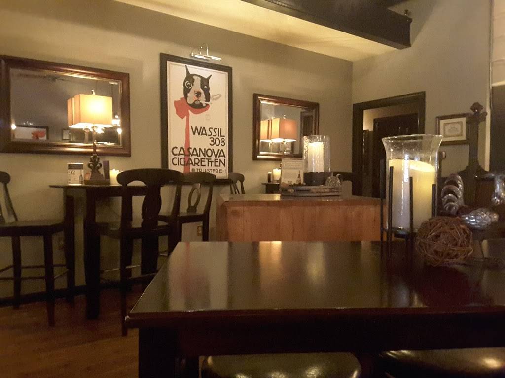 CRUSH Wine Bar Ltd. | restaurant | 3031-103 Valley Ave, Winchester, VA 22601, USA | 5405500103 OR +1 540-550-0103