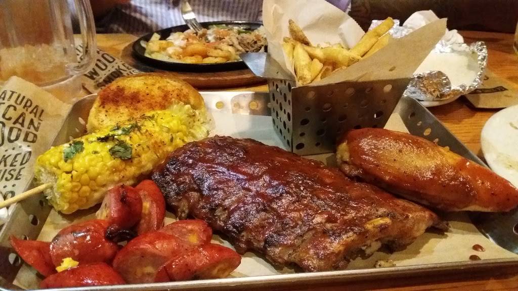 Chilis Grill & Bar | meal takeaway | 6250 Interparcel Rd, Alexandria, VA 22315, USA | 7039225100 OR +1 703-922-5100