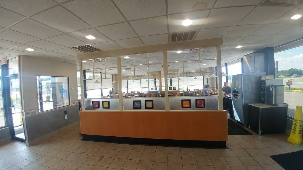 Wendys | restaurant | 3250 SW Topeka Blvd, Topeka, KS 66611, USA | 7852673288 OR +1 785-267-3288