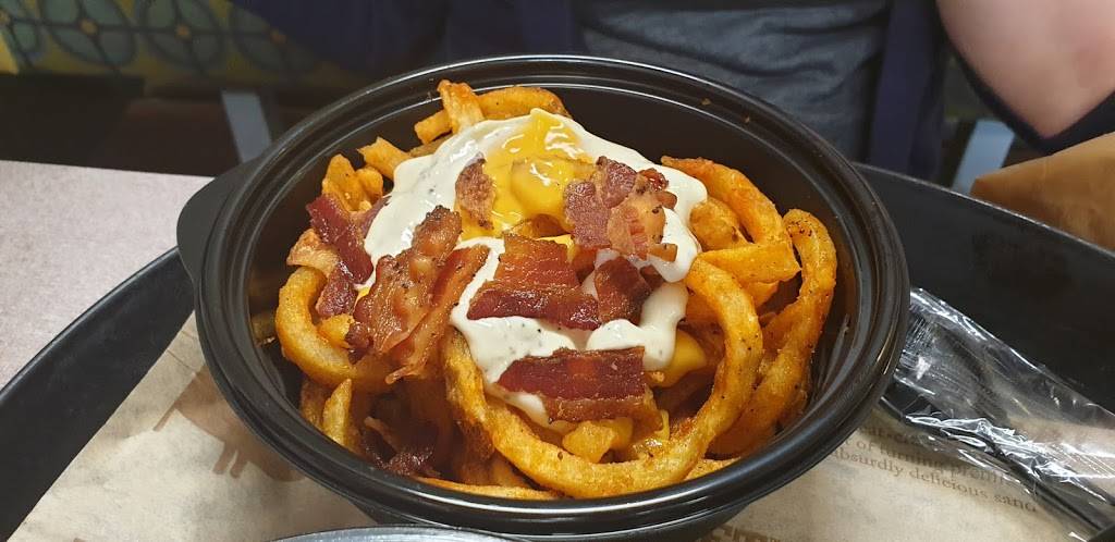 Arbys | restaurant | 813 S Cumberland St, Lebanon, TN 37087, USA | 6154490077 OR +1 615-449-0077