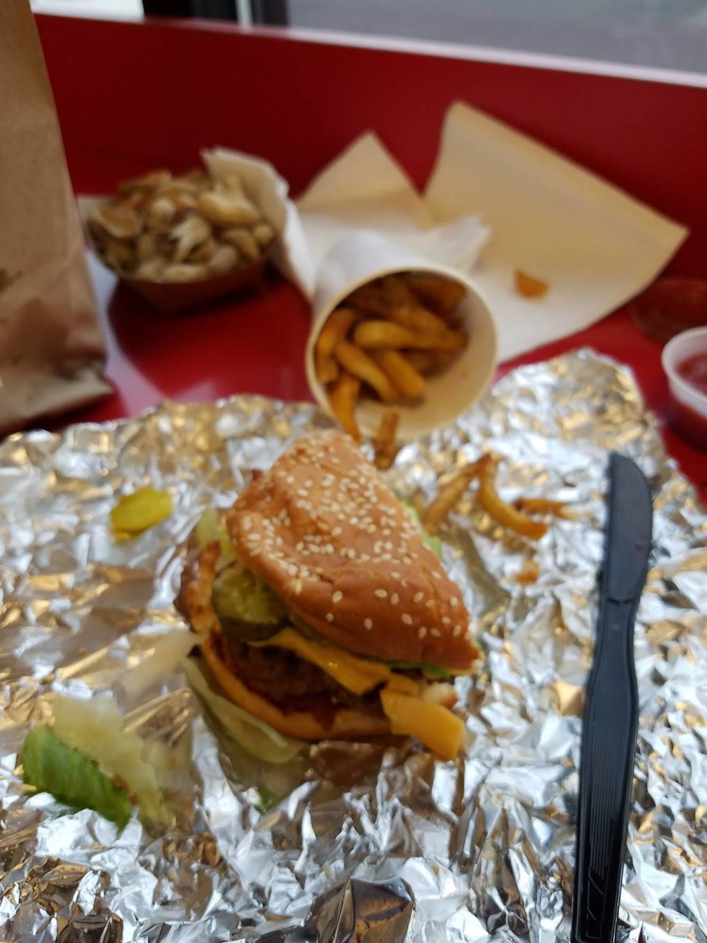 Five Guys | meal takeaway | 1575 US-41, Schererville, IN 46375, USA | 2198645800 OR +1 219-864-5800