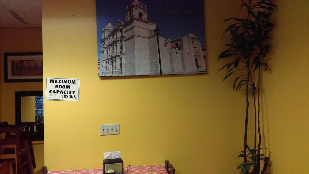 Taqueria Carmelita | restaurant | 809 N Broadway F, Santa Maria, CA 93454, USA | 8056144612 OR +1 805-614-4612