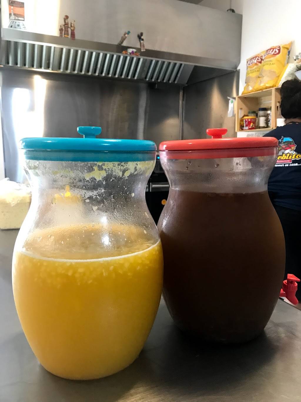 Restaurant Mi Pueblito | restaurant | 8614 Boulevard Saint-Michel, Montréal, QC H1Z 3E9, Canada | 5144975702 OR +1 514-497-5702