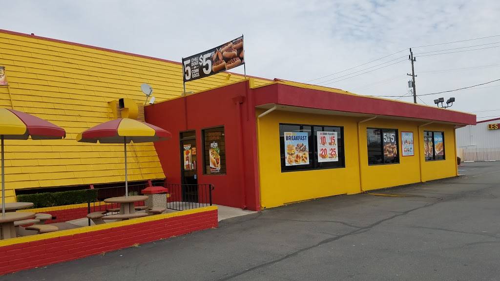 Wienerschnitzel | restaurant | 220 S Cherokee Ln, Lodi, CA 95240, USA | 2093662477 OR +1 209-366-2477