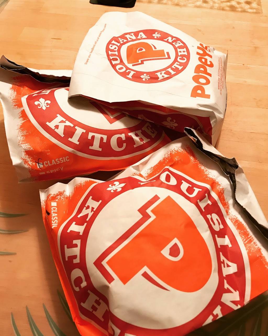 Popeyes Louisiana Kitchen | restaurant | 94-050 Farrington Hwy Space E3-1, Waipahu, HI 96797, USA | 8086783550 OR +1 808-678-3550