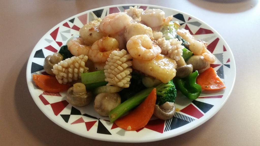 Mister Moons Chinese Food | restaurant | 13311 Yonge St, Richmond Hill, ON L4E 3L6, Canada | 9057738383 OR +1 905-773-8383