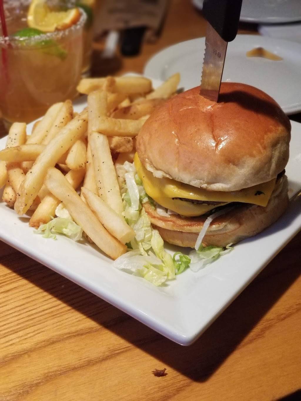 Chilis Grill & Bar | meal takeaway | 1580 Torrence Ave, Calumet City, IL 60409, USA | 7088626700 OR +1 708-862-6700