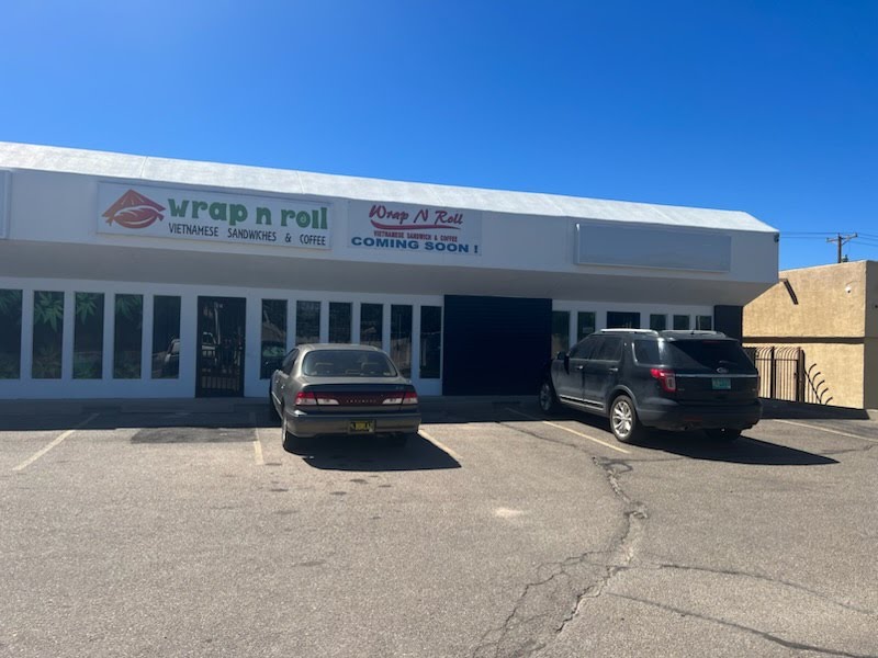 Wrap n roll | restaurant | 121 Eubank Blvd NE, Albuquerque, NM 87123, USA | 5059339681 OR +1 505-933-9681