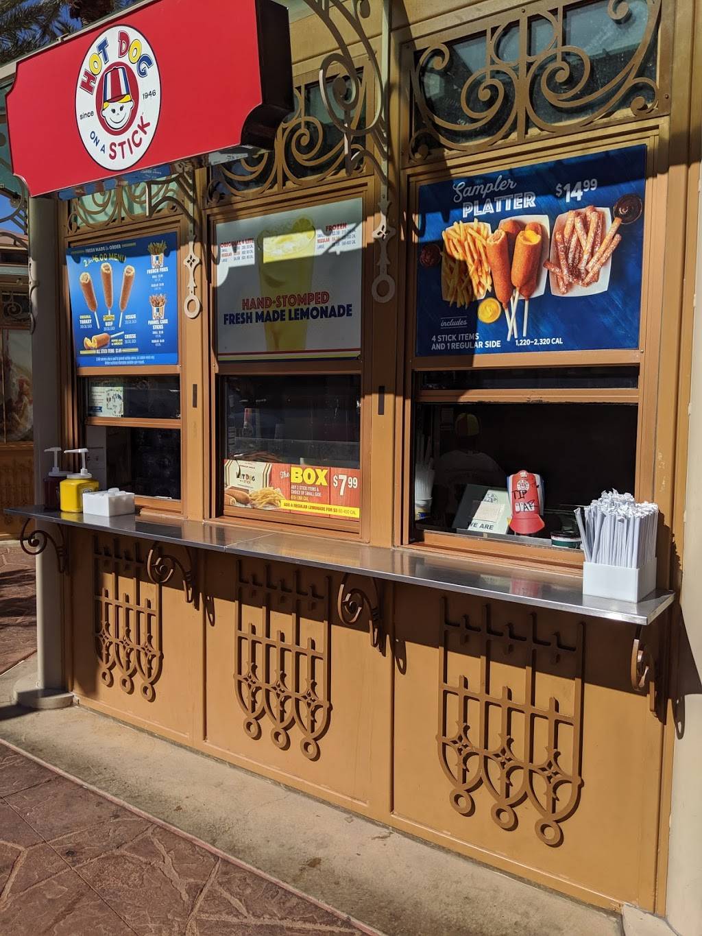 Hot Dog on a Stick | restaurant | 6649 Las Vegas Blvd South E100, Kiosk No. K-1, Las Vegas, NV 89119, USA | 7025869044 OR +1 702-586-9044