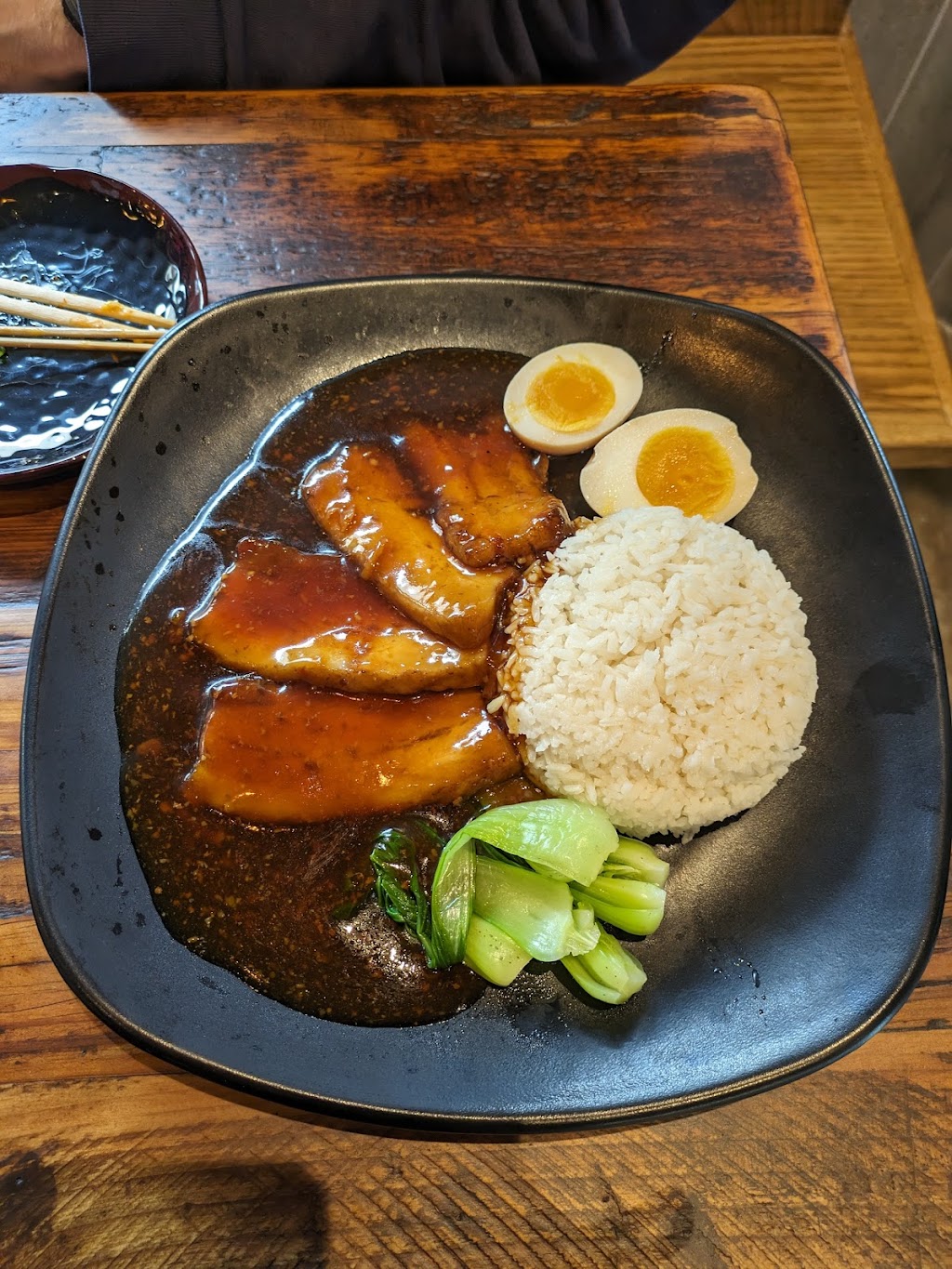 Ton Noodles | restaurant | 8711 Six Forks Rd #101, Raleigh, NC 27615, USA | 9193018540 OR +1 919-301-8540