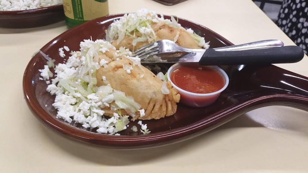 Mercado Plaza Del Sol | restaurant | 518 N Arizona Ave, Chandler, AZ 85225, USA | 4808553888 OR +1 480-855-3888