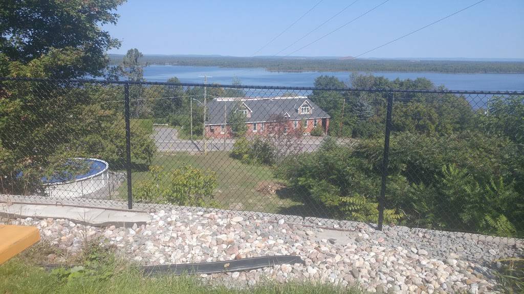 Bettys Chips | restaurant | 988 Centre St, Braeside, ON K0A 1G0, Canada | 6136234857 OR +1 613-623-4857