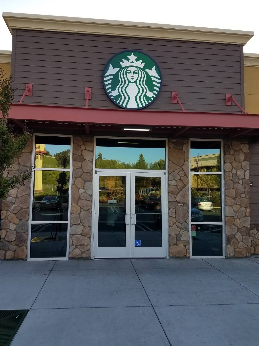 Starbucks | cafe | 1315 Pinole Valley Rd, Pinole, CA 94564, USA | 5104061272 OR +1 510-406-1272
