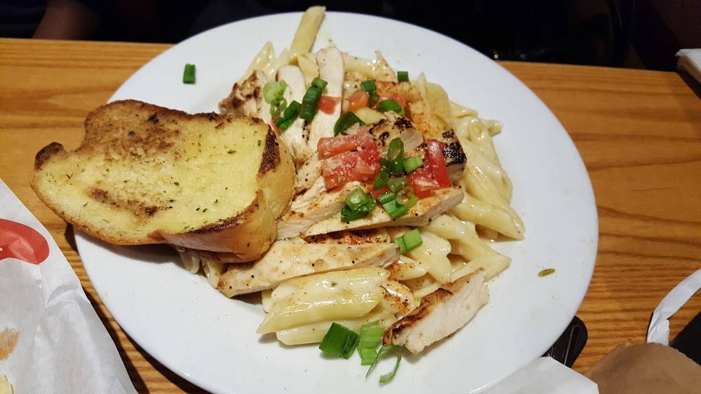 Chilis Grill & Bar | meal takeaway | 12172 S Apopka Vineland Rd, Orlando, FL 32836, USA | 4072396688 OR +1 407-239-6688