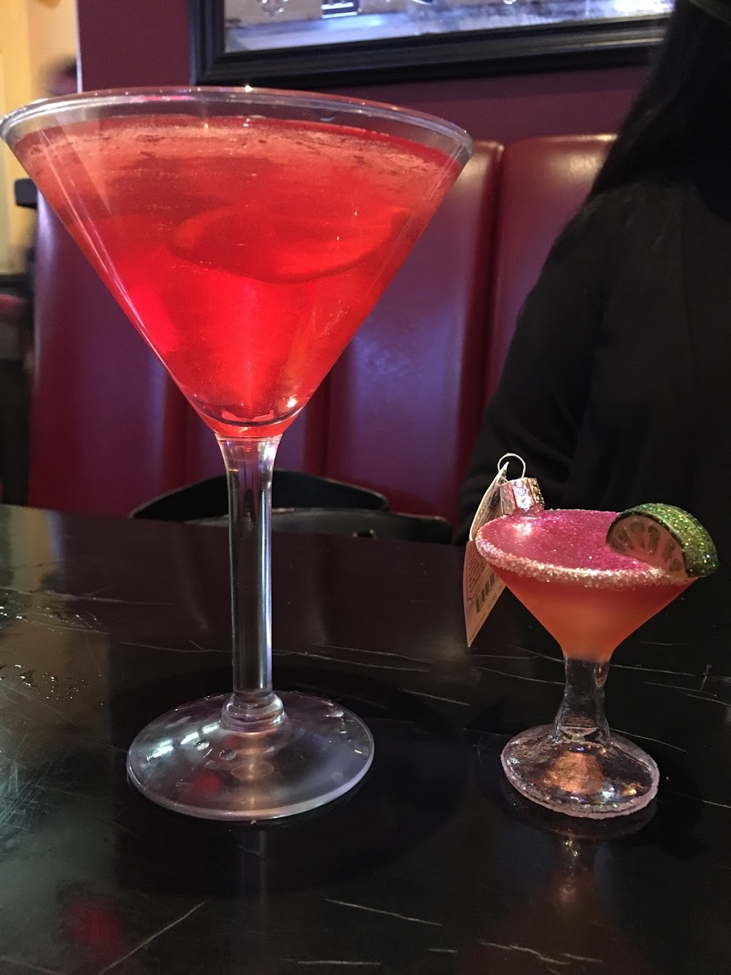 Johnny Carinos | restaurant | 3203 S Dogwood Rd, El Centro, CA 92243, USA | 7603379588 OR +1 760-337-9588