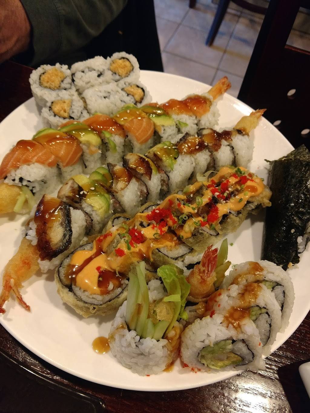 Koi Sushi | restaurant | 1752, 1604 Hopkins Rd, Williamsville, NY 14221, USA | 7166390666 OR +1 716-639-0666