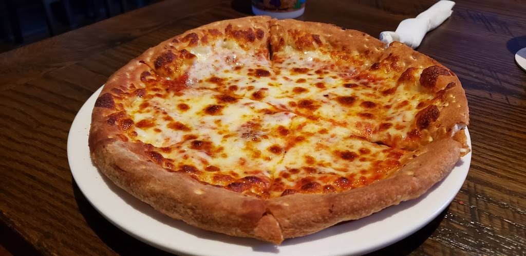 Buffalo Brothers Pizza & Wing Co | restaurant | 1289 Kildaire Farm Rd, Cary, NC 27511, USA | 9195615933 OR +1 919-561-5933