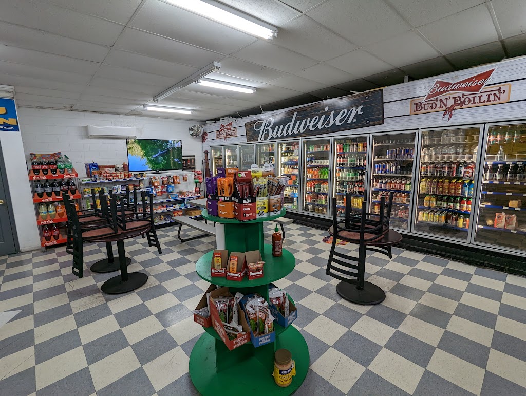 In & Out Stop | restaurant | 3219 14th St, Pascagoula, MS 39567, USA | 2289380656 OR +1 228-938-0656