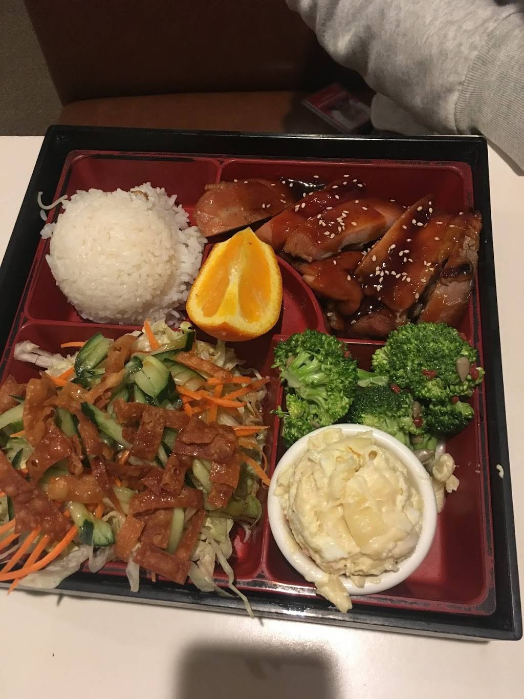 Cherrystones | restaurant | 15501 S Vermont Ave #101, Gardena, CA 90247, USA | 3103298200 OR +1 310-329-8200