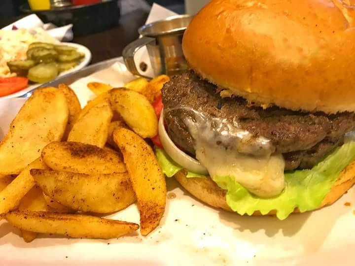 Mama Ayeshas Restaurant | restaurant | 1967 Calvert St NW, Washington, DC 20009, USA | 2022325431 OR +1 202-232-5431