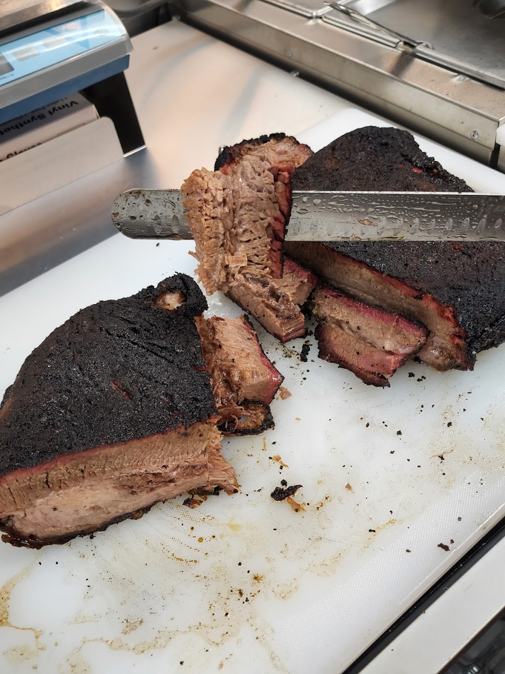 Buddys BBQ & Crepes | restaurant | 350 N Guadalupe St, San Marcos, TX 78666, USA | 5124023041 OR +1 512-402-3041