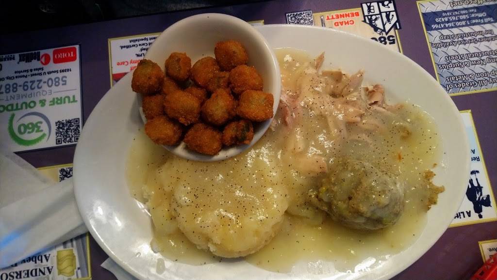 JW Cobbs | restaurant | 3200 N 14th St, Ponca City, OK 74601, USA | 5807628525 OR +1 580-762-8525