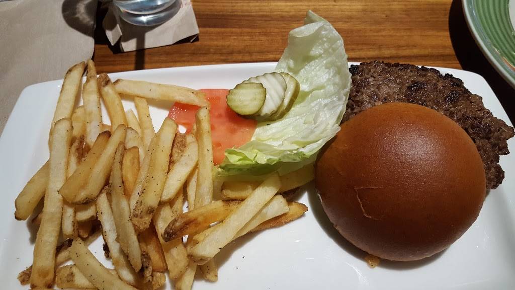Applebees Grill + Bar | restaurant | 5290 US-30, Greensburg, PA 15601, USA | 7248342825 OR +1 724-834-2825