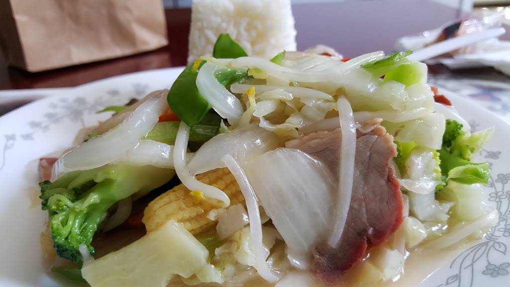 Fengs Garden | restaurant | 11054 Queens Blvd, Forest Hills, NY 11375, USA | 7182683815 OR +1 718-268-3815